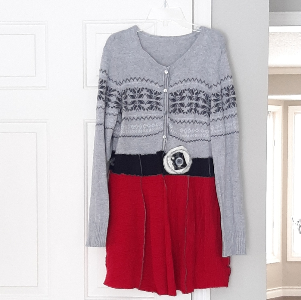 Boutique red gray black long button cardigan Holiday Winter Soft Sweater Size M.